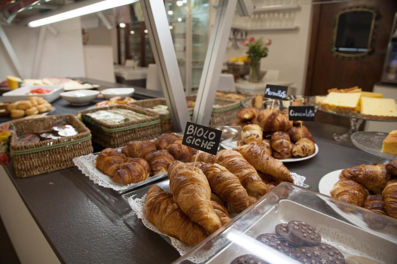 Clelia Hotel Deiva Marina