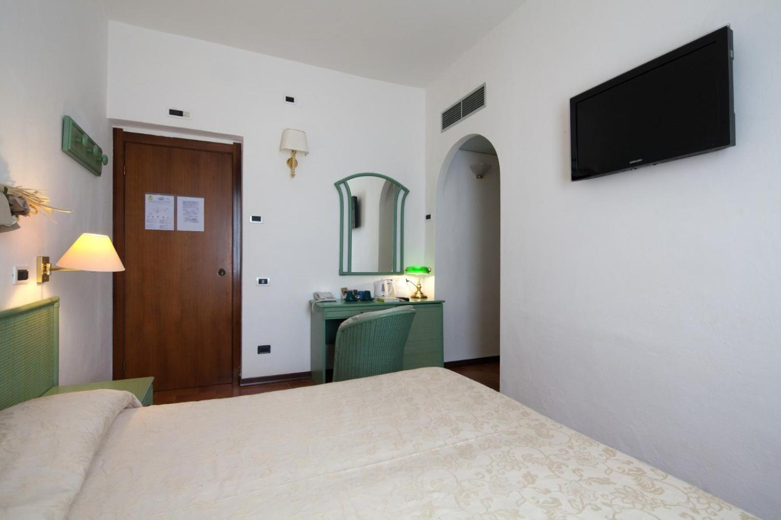 Clelia Hotel Deiva Marina