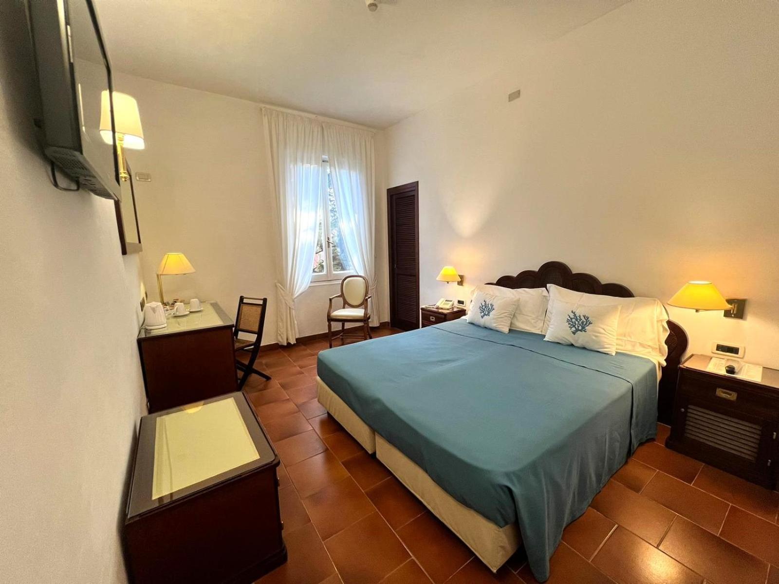 Hotel Clelia 3*