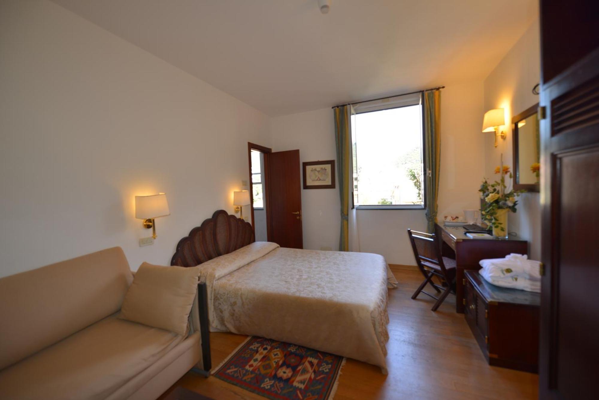 Hotel Clelia 3*